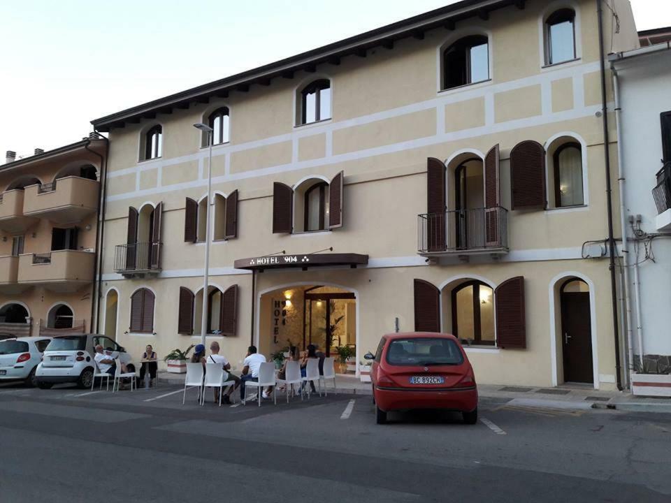 Hotel '904